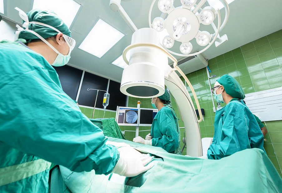 doctors working